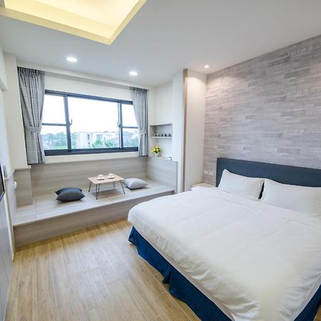 渡小夜電梯民宿 Yilannight B&B 五结 外观 照片